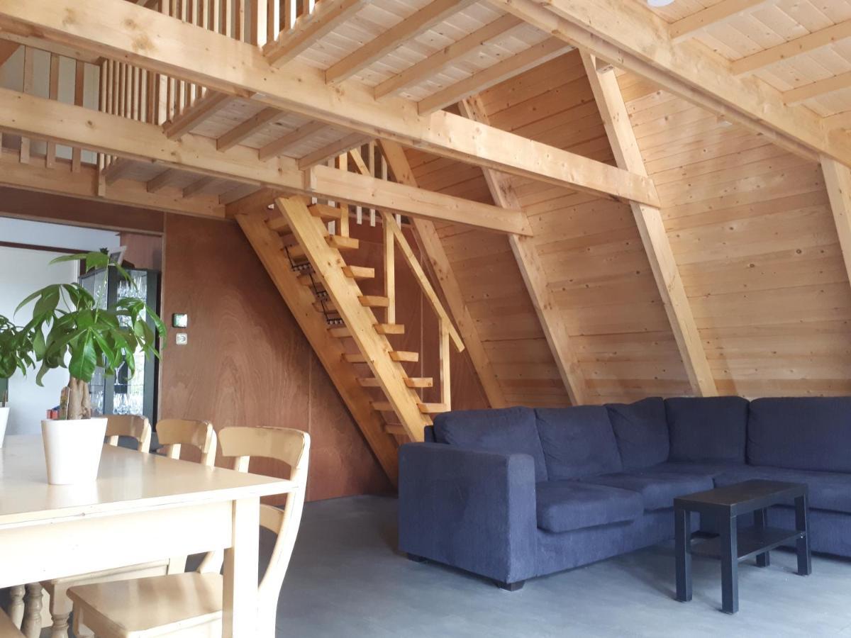 Hotel A-Frame Volledig Vrijstaande Woning Hensbroek Exterior foto